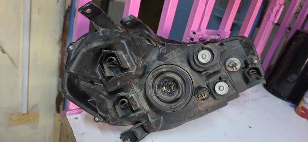 Suzuki SS4 Non Zenon Headlight Left - thumbnail 2