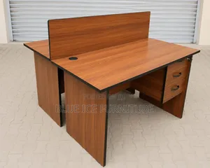 Office Workstation - 2-Way Office Workstation With Privacy Divider