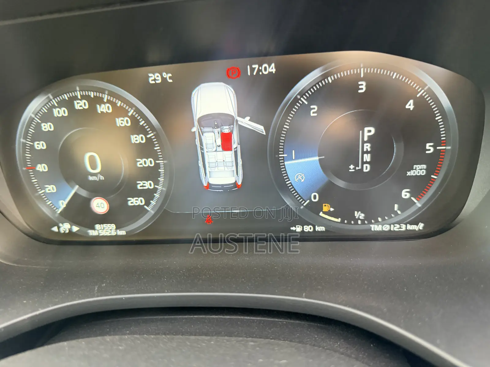 Volvo XC60 2019 Silver