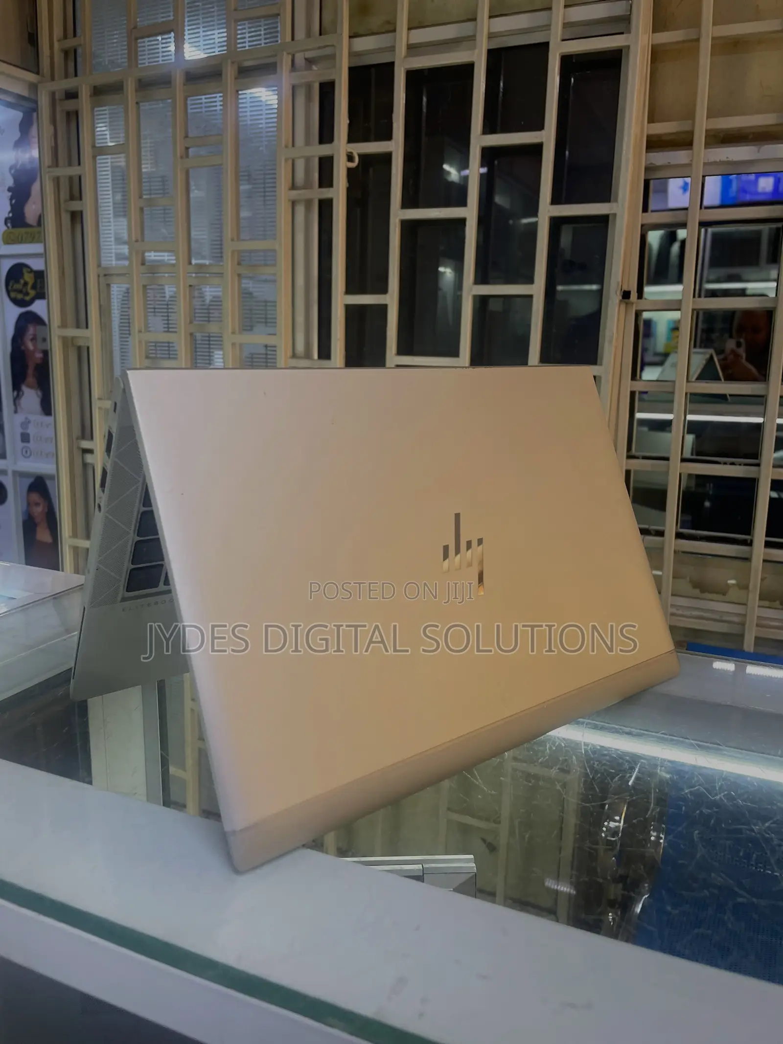 Laptop HP EliteBook 830 G8 8GB Intel Core i5 SSD 256GB