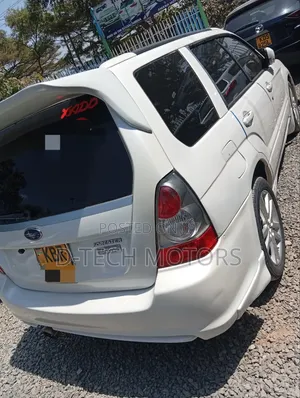 Subaru Forester 2005 White