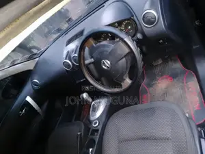 Nissan Dualis 2011 Black