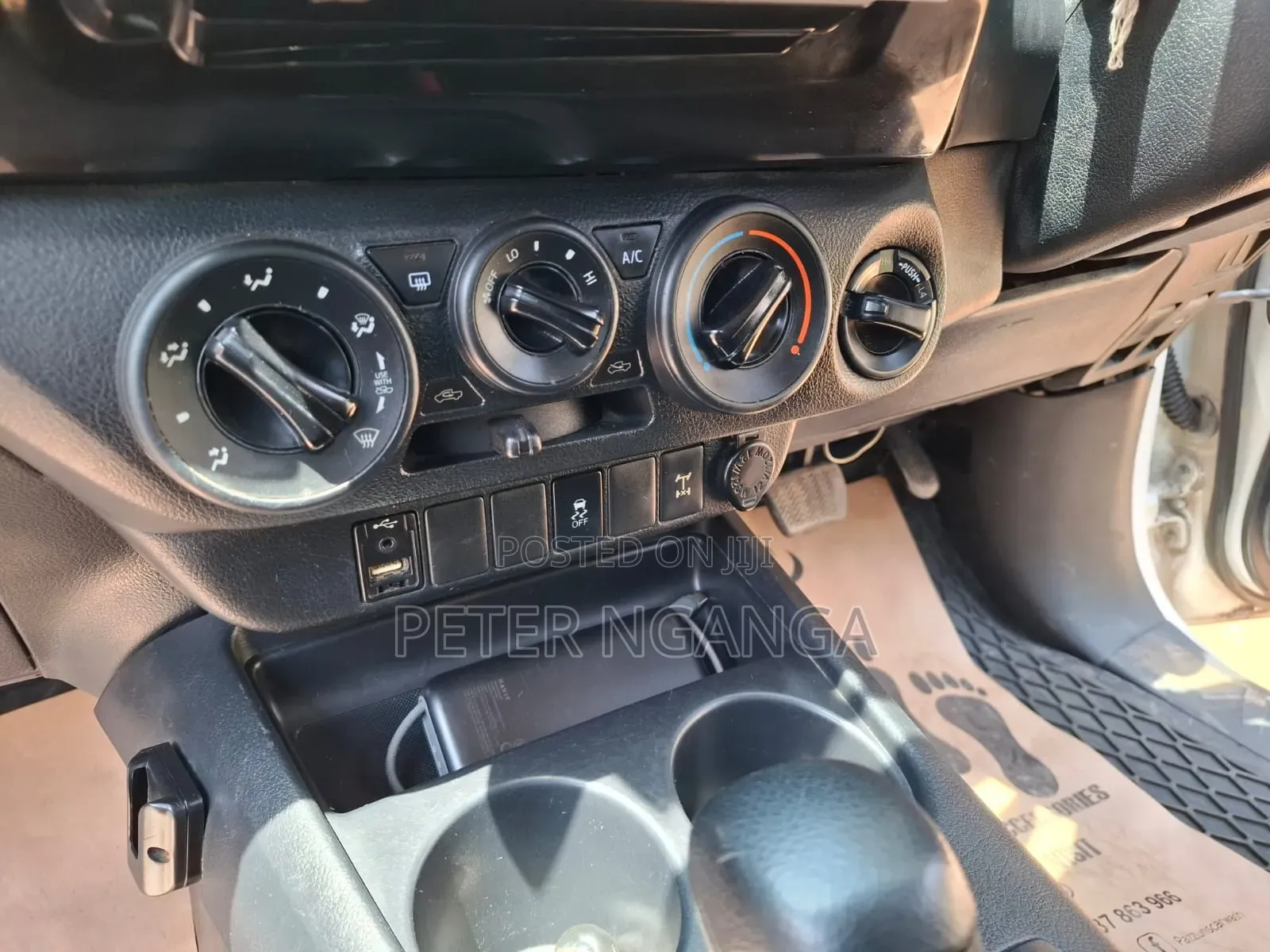 Toyota Hilux 2017 Off white