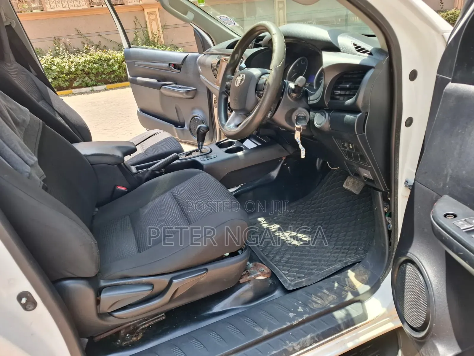 Toyota Hilux 2017 Off white