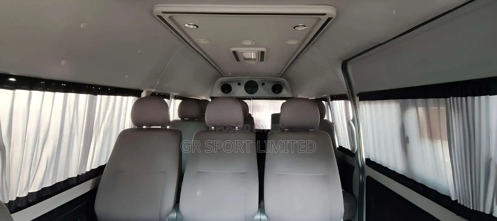 Toyota HiAce 2019 Silver