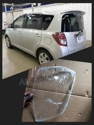 Toyota Ractis 2010 Tailight Lens