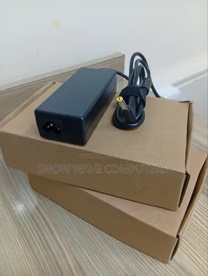 65w, 19v Acer Yellow Pin Adapter