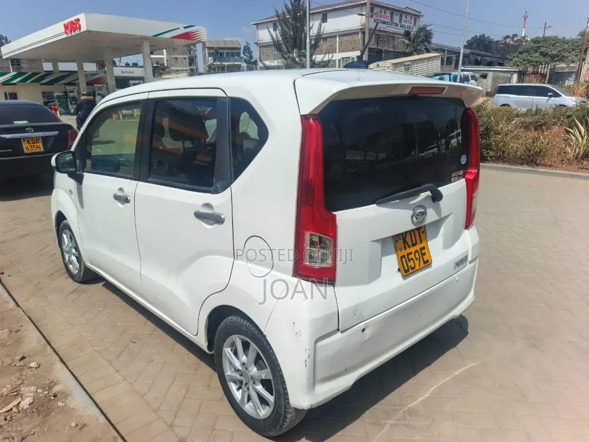 Daihatsu Move 2019 White