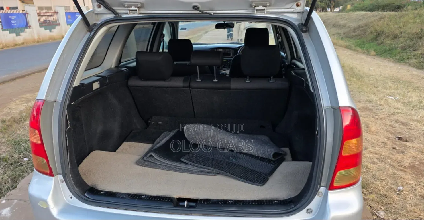 Toyota Corolla Fielder 2006 Silver