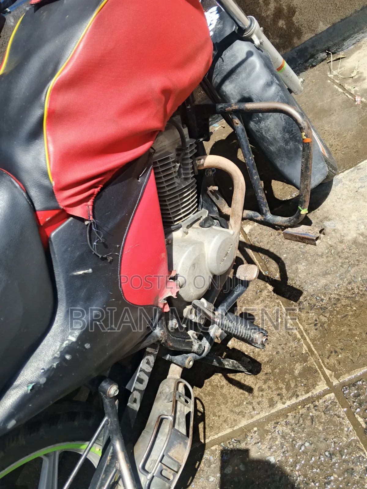 Honda XL 125 2022 Red