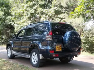 Toyota Land Cruiser Prado 2004 Blue