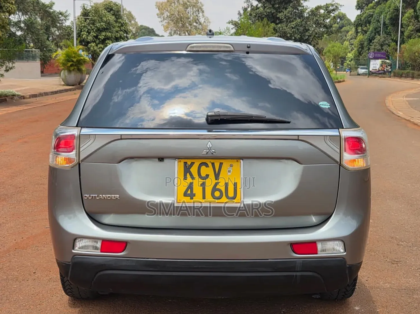 Mitsubishi Outlander 2012 Silver