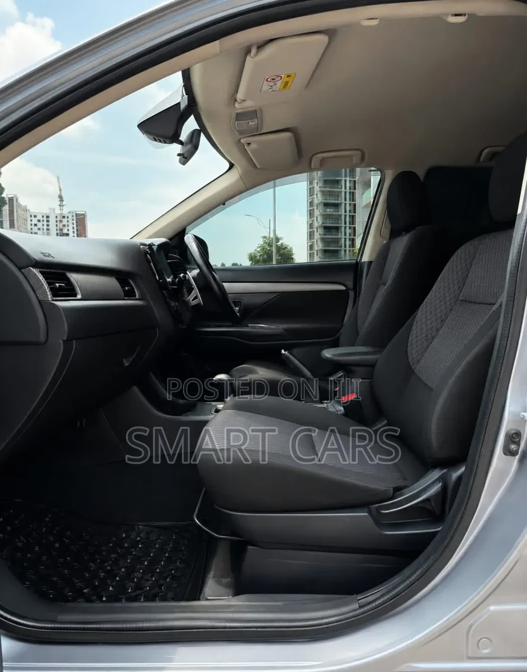 Mitsubishi Outlander 2012 Silver