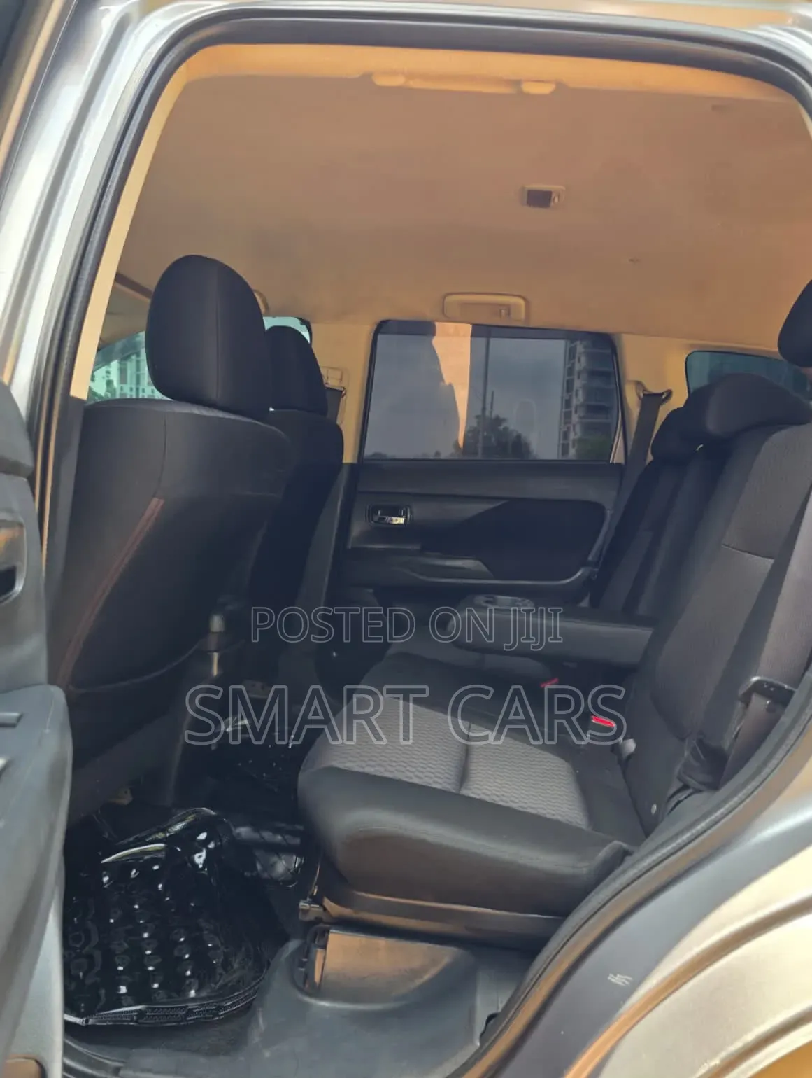 Mitsubishi Outlander 2012 Silver