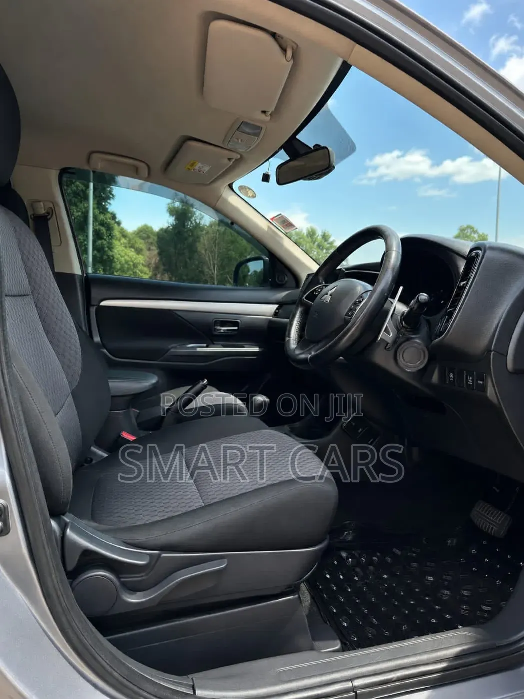 Mitsubishi Outlander 2012 Silver