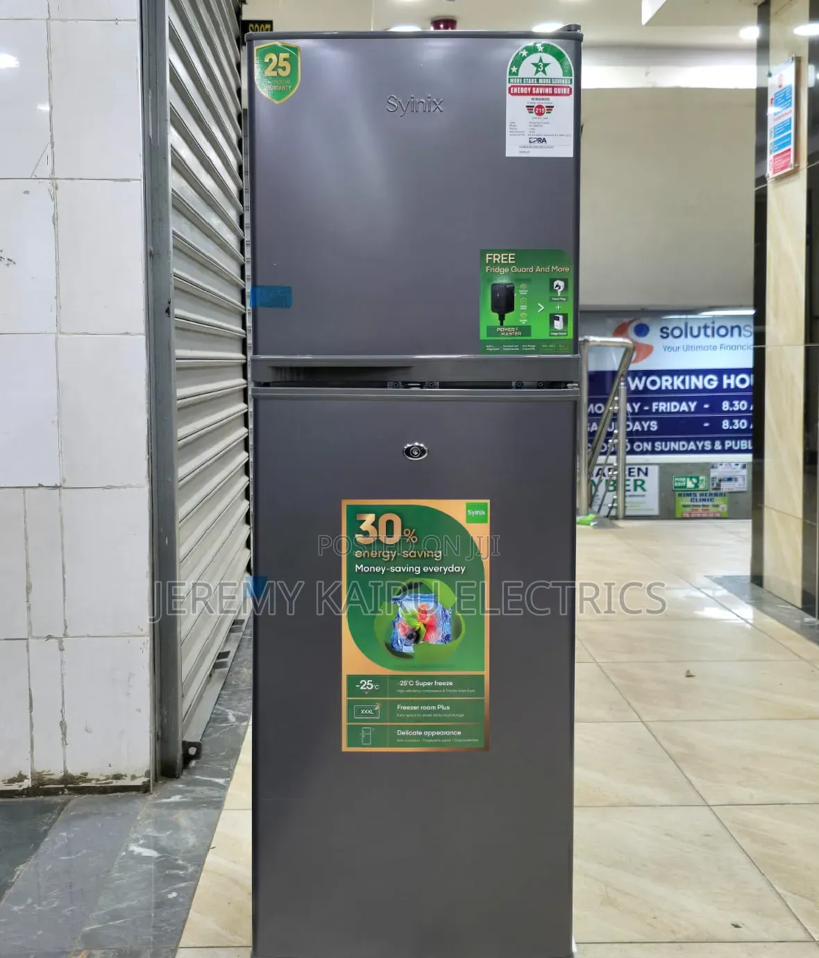 Syinix 137L Refrigerator