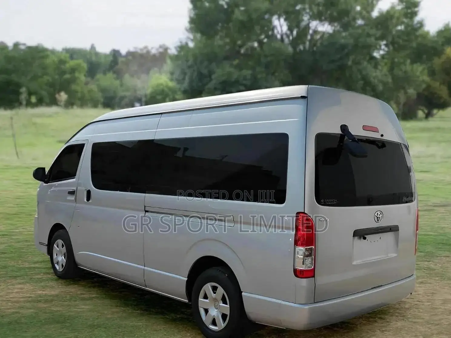 Toyota HiAce 2019 Silver