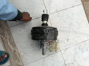 W204 Brake Booster