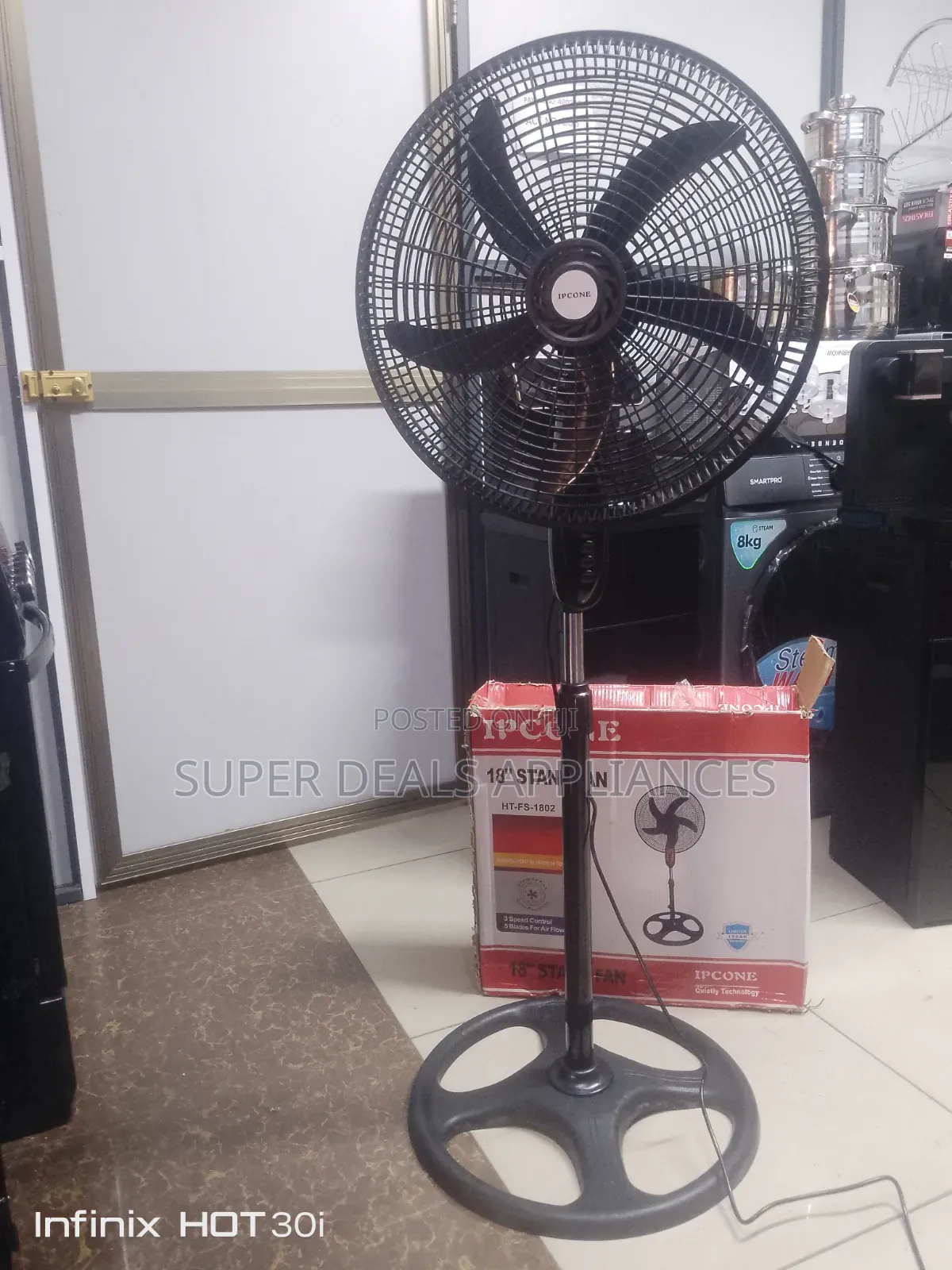 18 Stand Ipcone Standing Fan