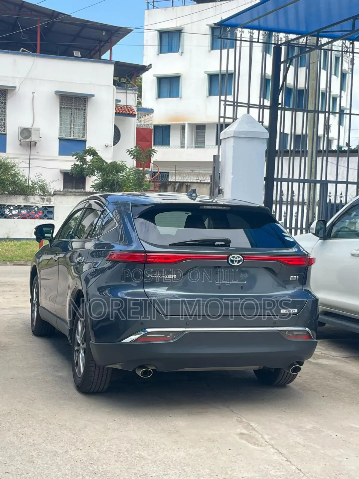 Toyota Harrier 2020 Gray