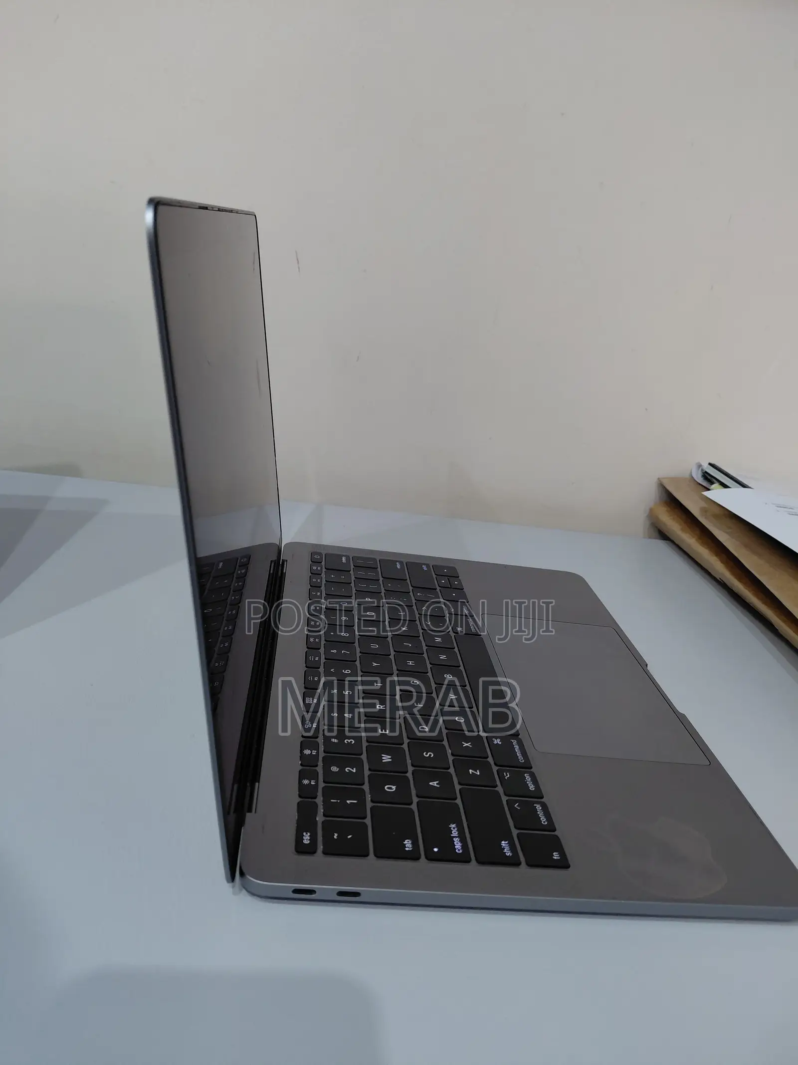 Laptop Apple MacBook Pro 2017 8GB Intel Core i5 SSD 256GB