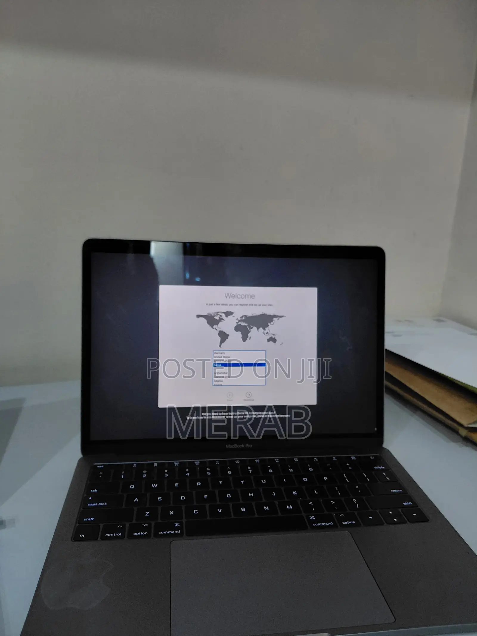 Laptop Apple MacBook Pro 2017 8GB Intel Core i5 SSD 256GB