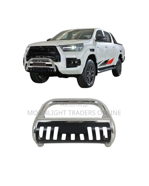 Chrome Hilux Nudge Bar - thumbnail 2
