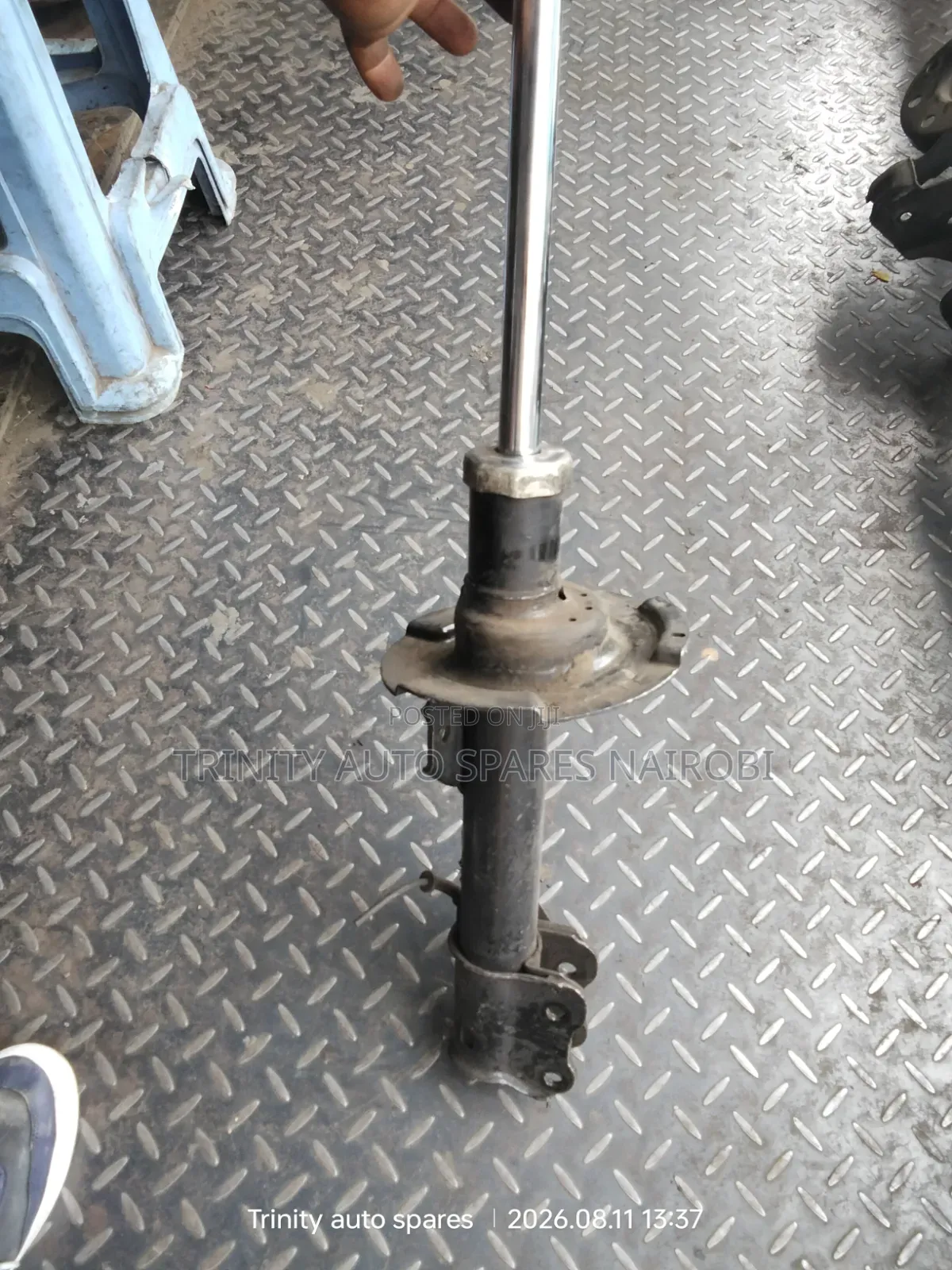 Original Ex Japan kYB Ford Escape Front Shock Absorbers Available