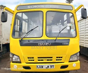 Isuzu NQR 2006 Yellow