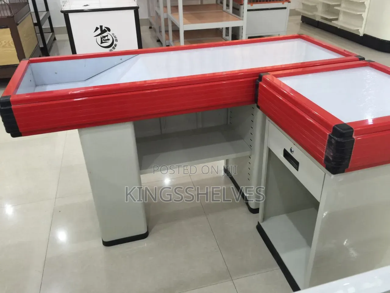 Supermarket Checkout Counter
