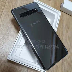 New Samsung Galaxy S10 Plus 128 GB Black