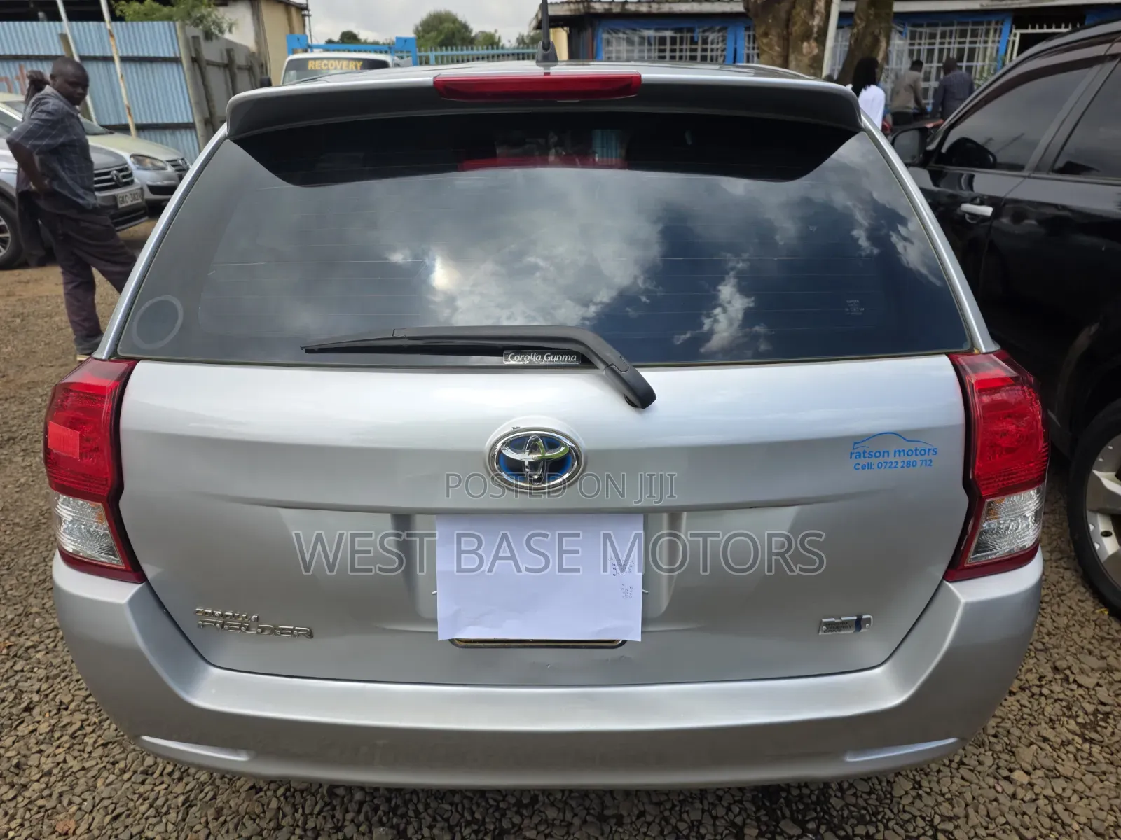 Toyota Corolla Fielder 2013 Silver