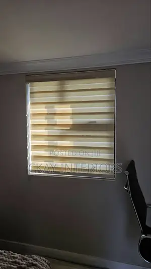 Beige Horizontal Office Window Blinds