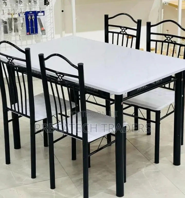 Executive 4 Sitter Dinning Table