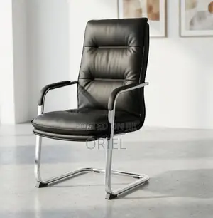 Office Chair : Black Leather Visitor Seating Chair