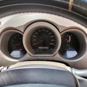 Toyota Hilux 2011 Silver