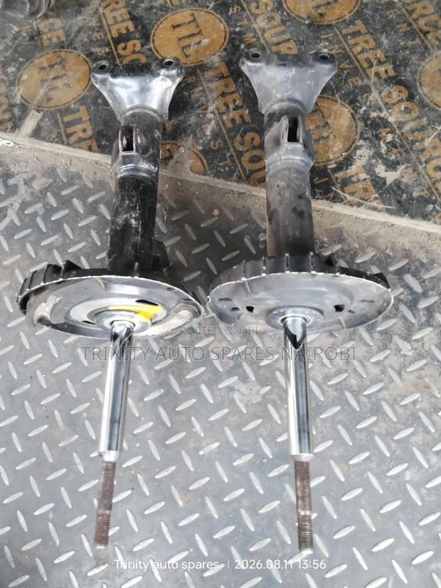 Original Ex Germany Mercedes W203 Front Shock Absorbers - thumbnail 3