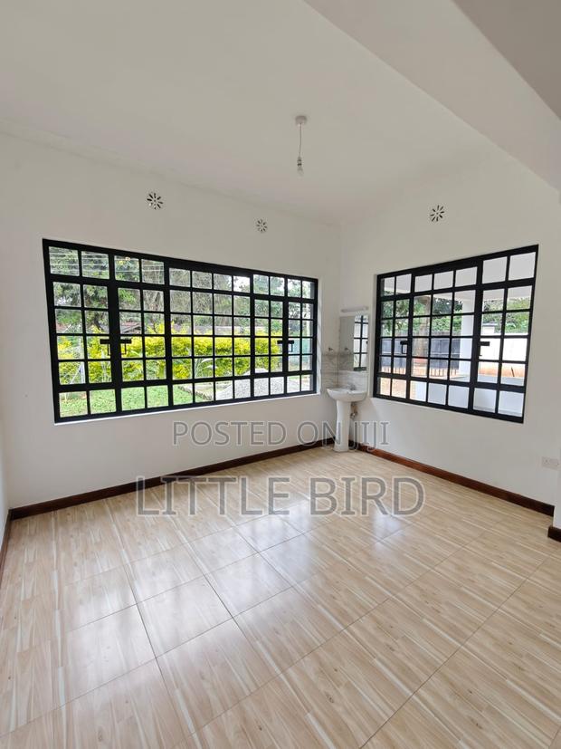3bdrm Bungalow in Hardy for rent - thumbnail 4