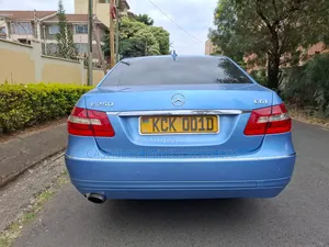 Mercedes-Benz E250 2011 Blue