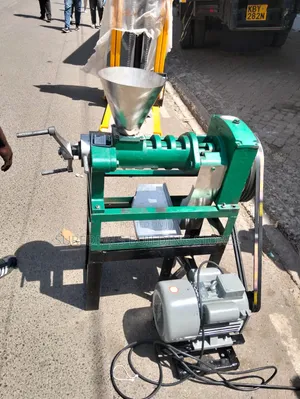 MOP75 Screw Oil Press Machine With 7.5hp Motor