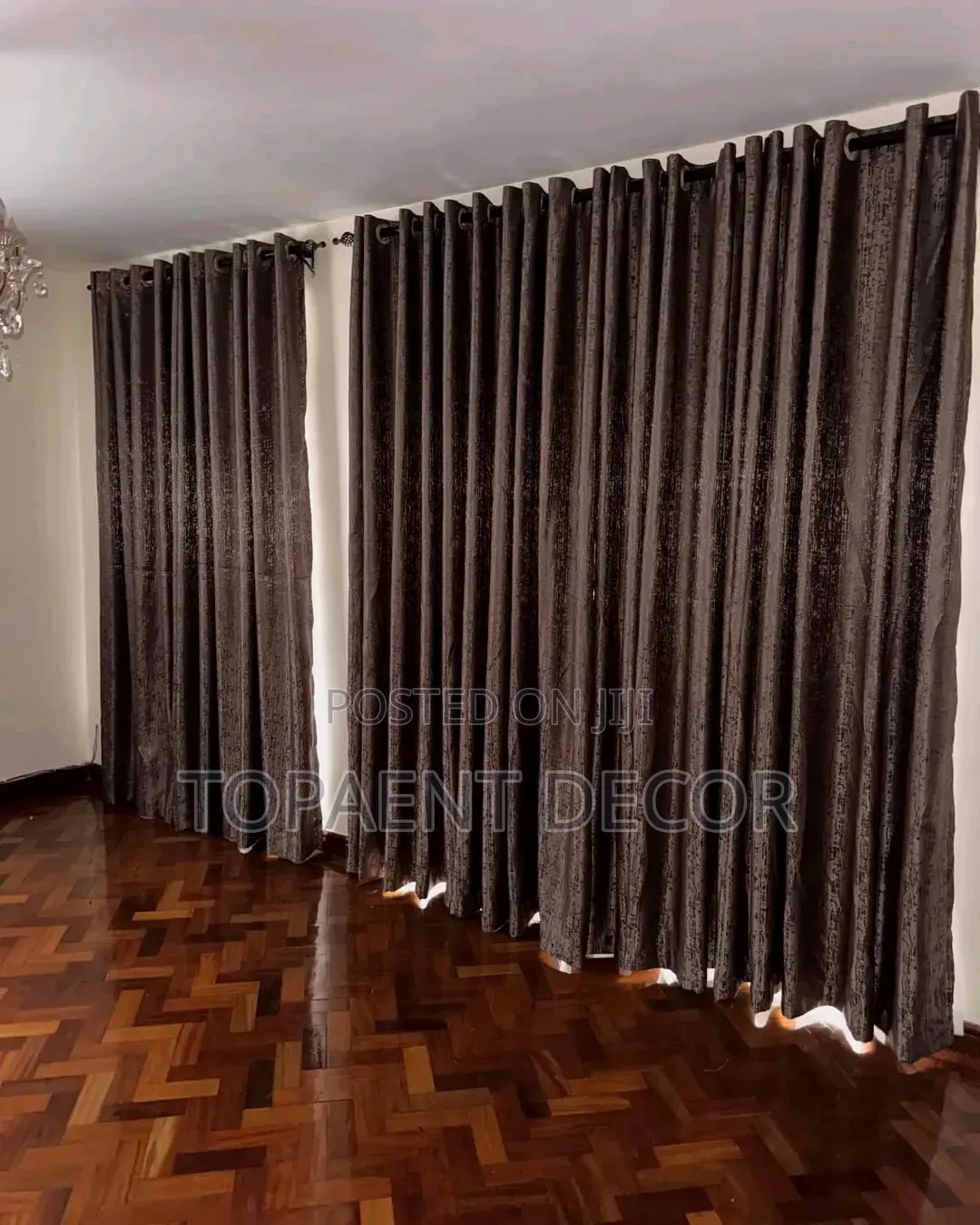 Heavy Privacy Enhances Curtains