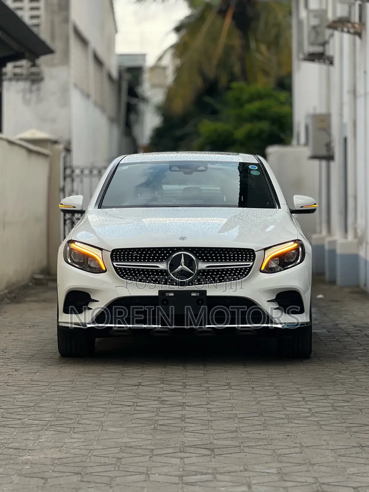 Mercedes-Benz GLC-Class 2019 Teal