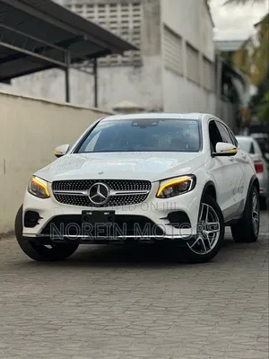 Mercedes-Benz GLC-Class 2019 Teal