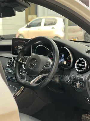 Mercedes-Benz GLC-Class 2019 Teal