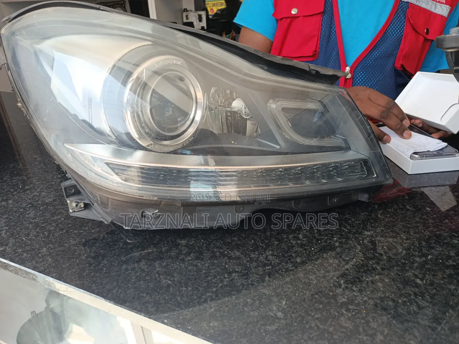 W204 Headlights
