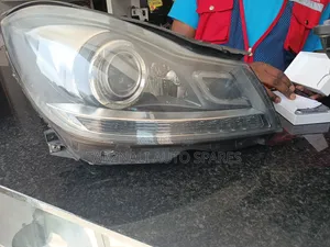 W204 Headlights