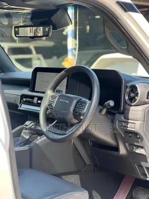 Toyota Land Cruiser Prado 2023 White
