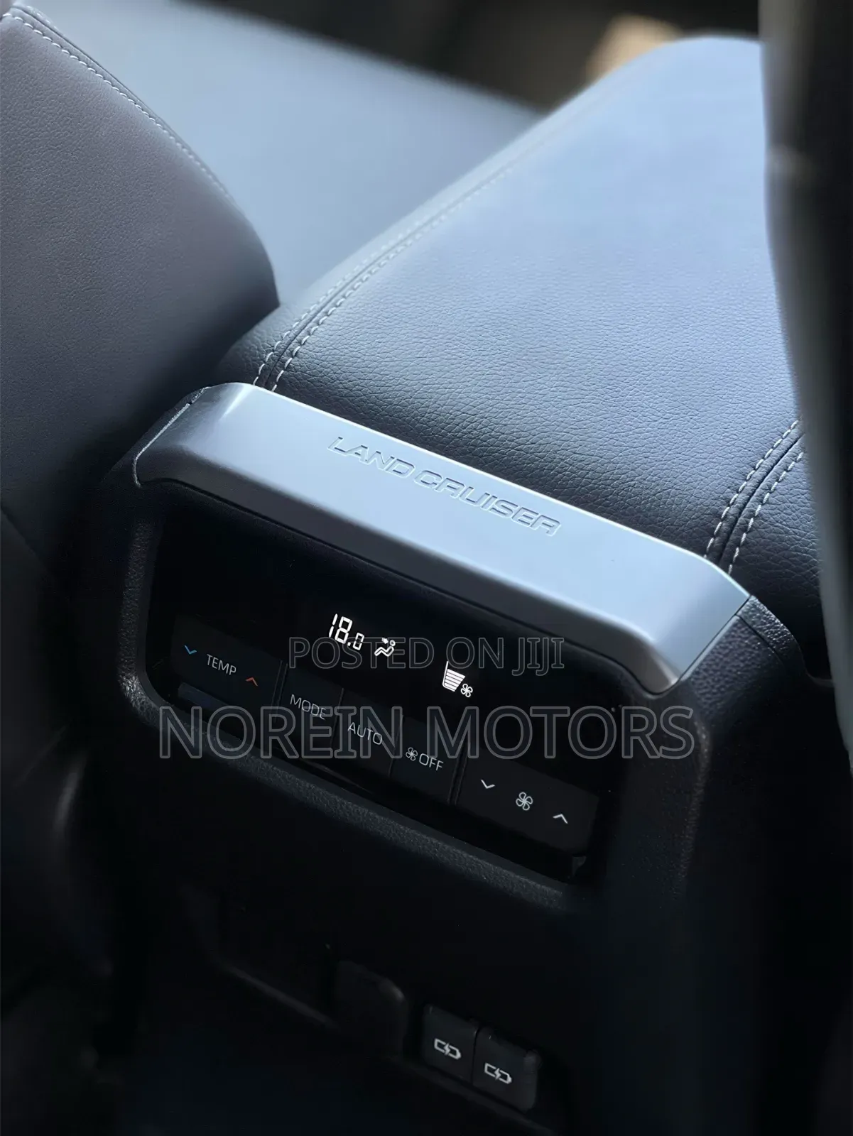 Toyota Land Cruiser Prado 2023 White