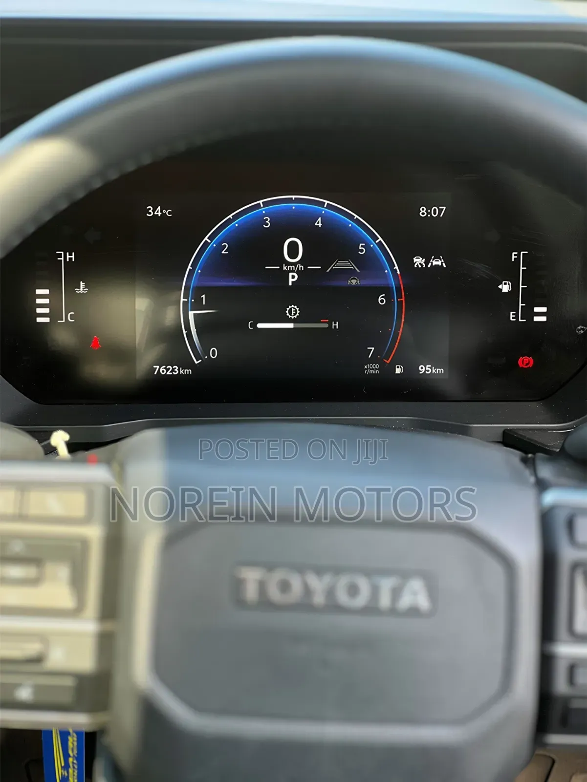 Toyota Land Cruiser Prado 2023 White