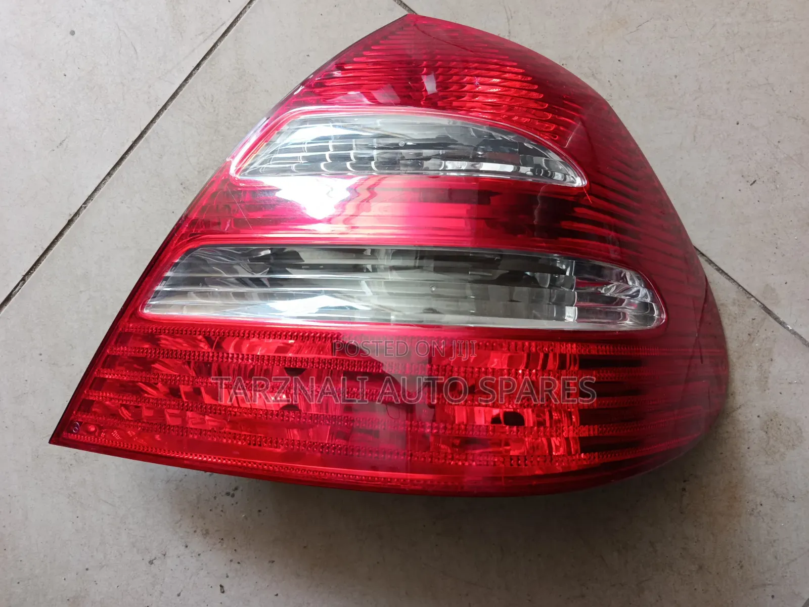 W211 Taillights